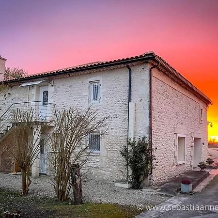 Civrac-en-Médoc Chambres D'Hotes Chateau Pierre De Montignac المظهر الخارجي الصورة